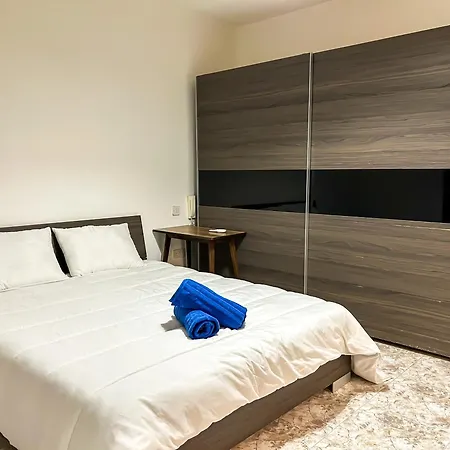 Urban Comfort 4 Bedroom Flat Apartmán Gzira
