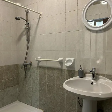 Apartmán Urban Comfort 4 Bedroom Flat