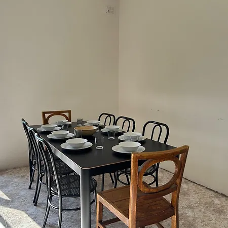 Urban Comfort 4 Bedroom Flat *