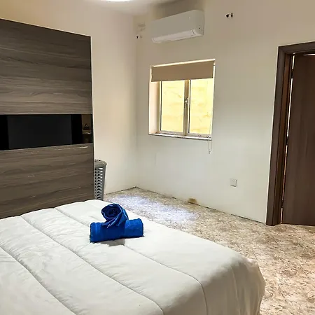 Urban Comfort 4 Bedroom Flat