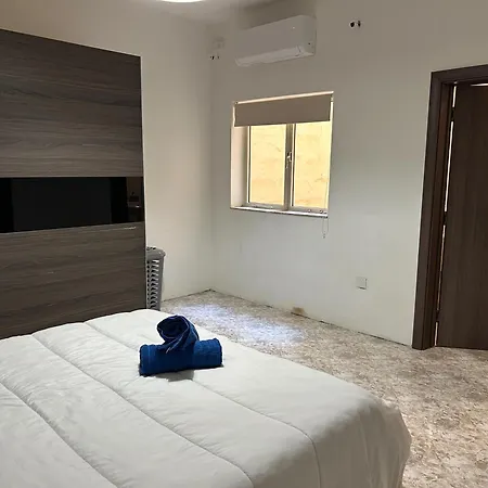 Urban Comfort 4 Bedroom Flat