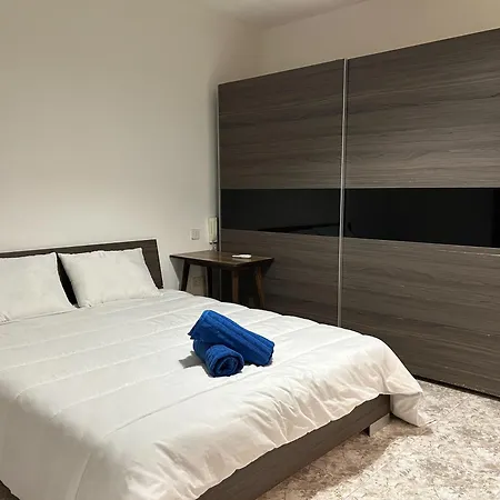 Apartamento Urban Comfort 4 Bedroom Flat Gzira